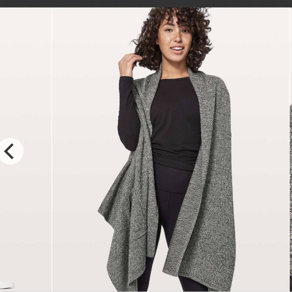 Lululemon Live Freely Wrap Black / Angel Wing like new